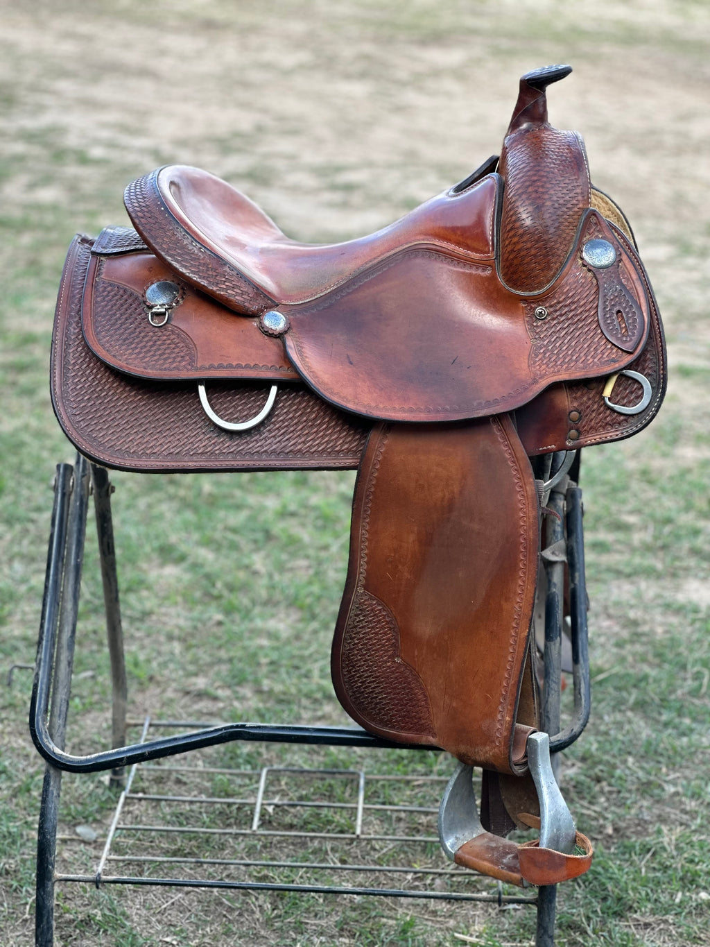 16” Crates Working Saddle