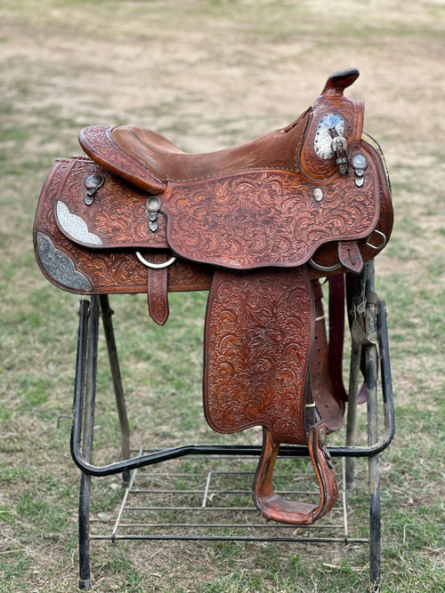 16” Blue Ribbon Pleasure Show Saddle
