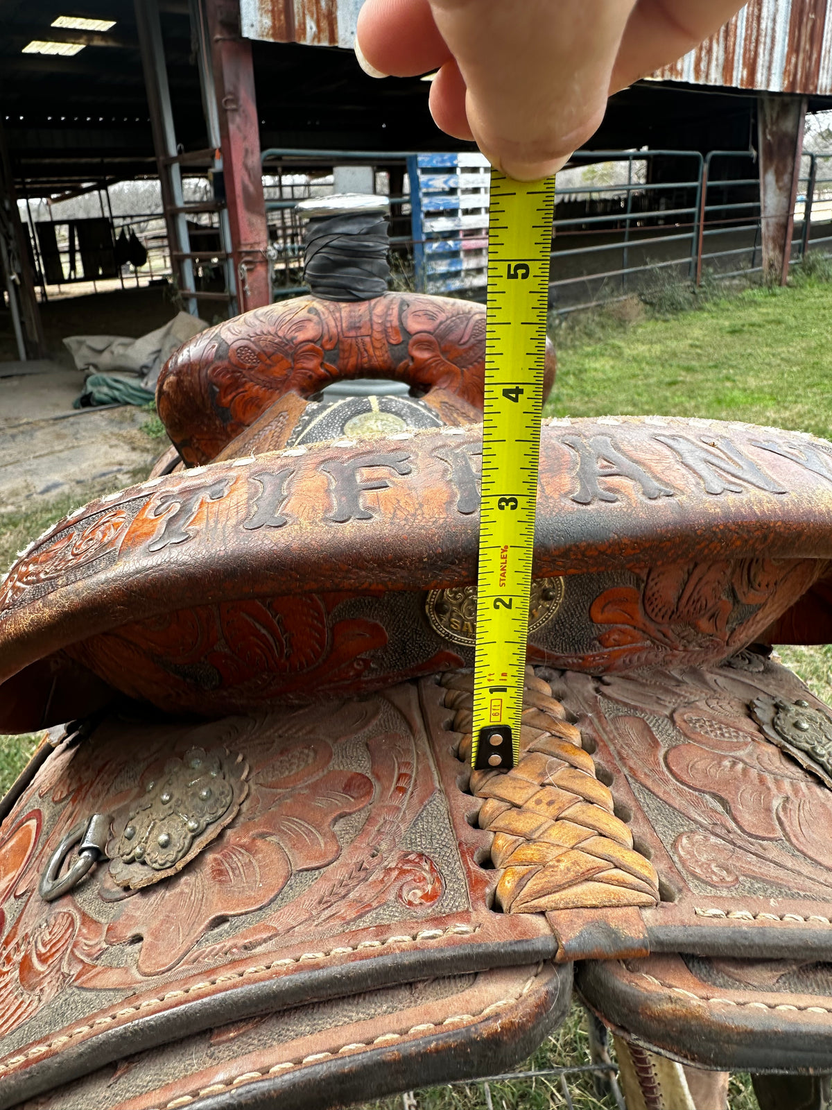 15” Double J Trophy Roping Saddle