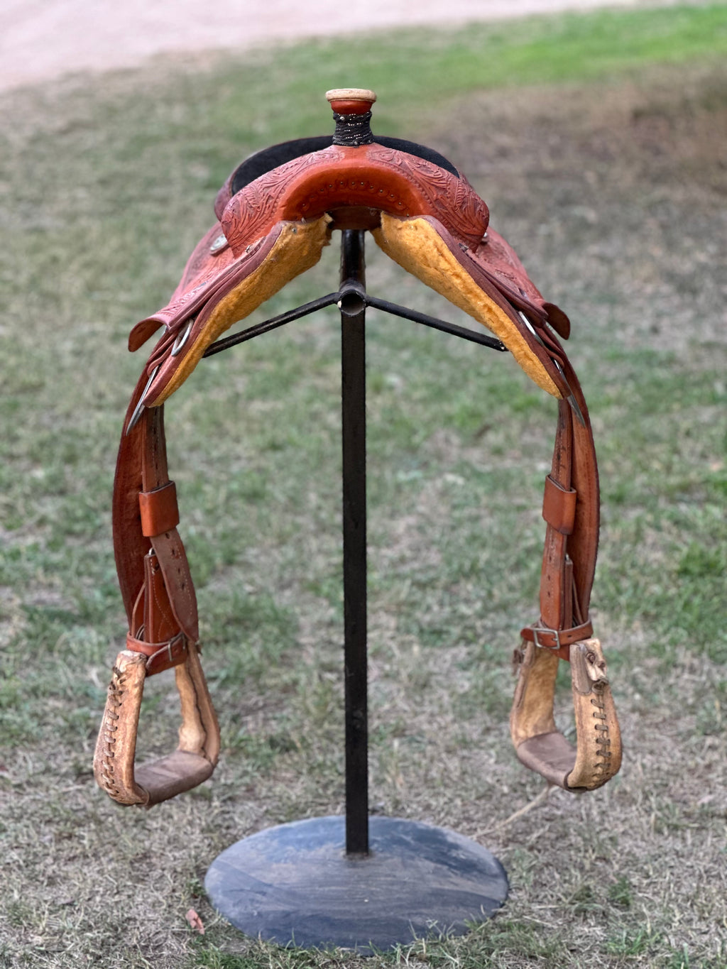 15” Calf Roping Trophy Saddle