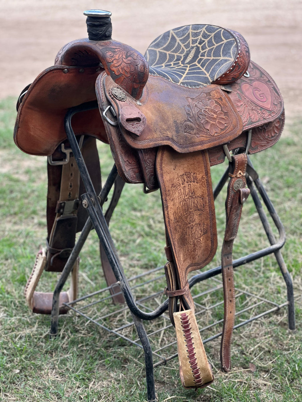 15” Double J Trophy Roping Saddle