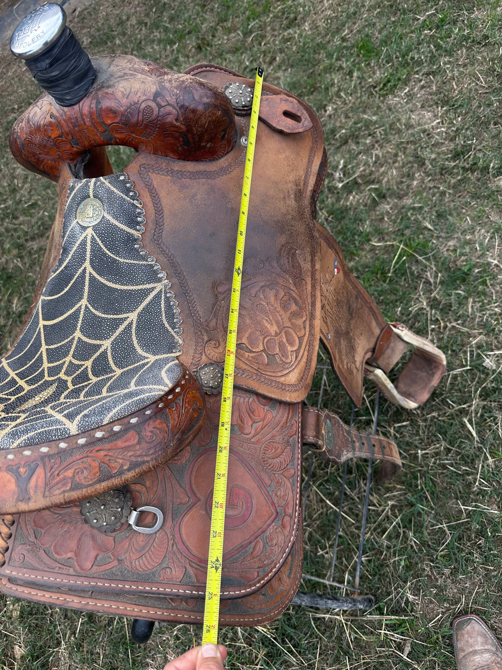 15” Double J Trophy Roping Saddle