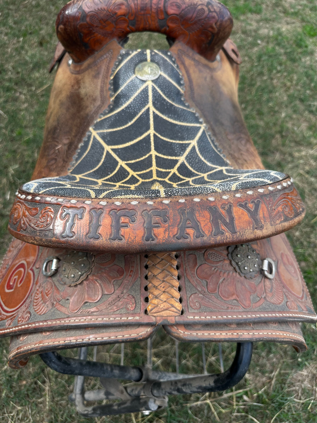 15” Double J Trophy Roping Saddle