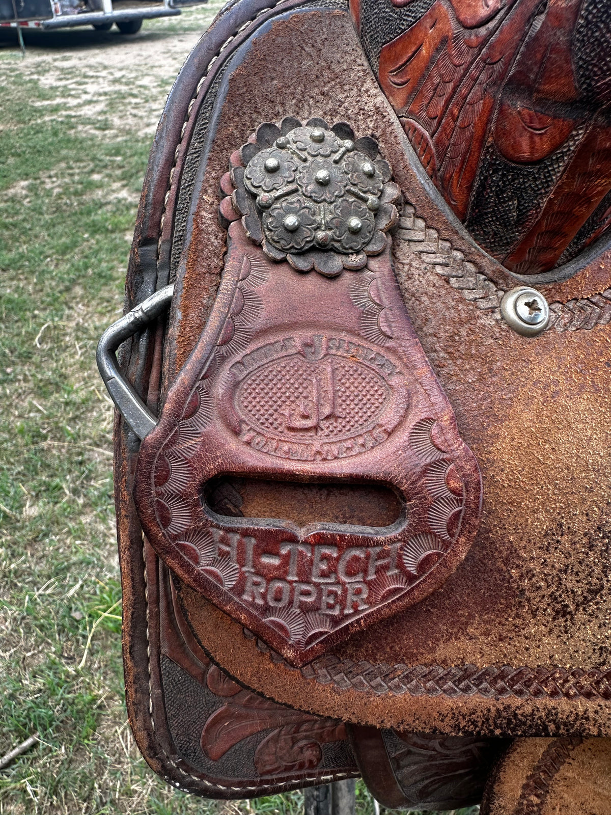 15” Double J Trophy Roping Saddle