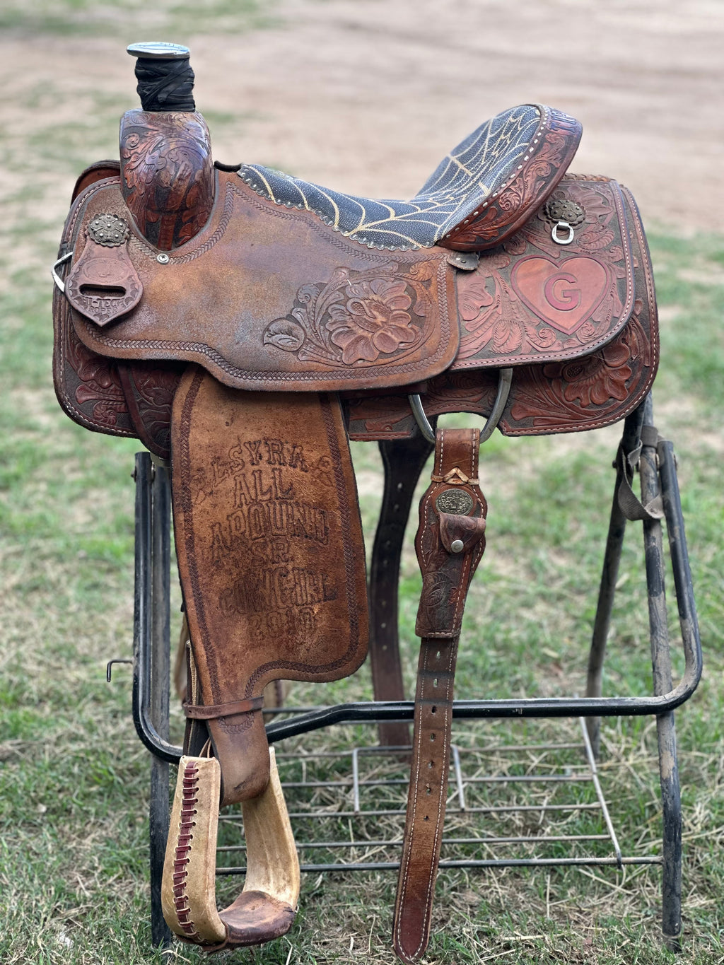 15” Double J Trophy Roping Saddle
